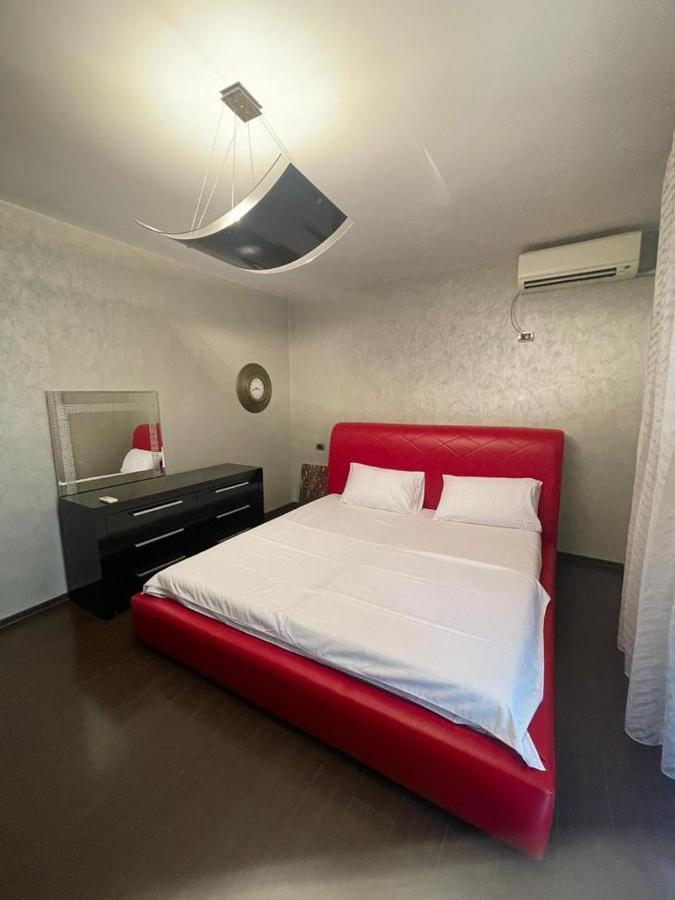 Luxury Apartment City Centre Tirana Exterior foto