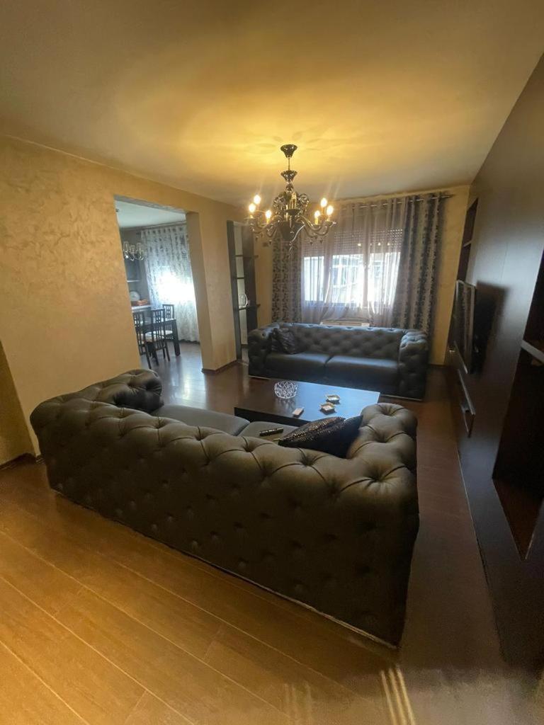 Luxury Apartment City Centre Tirana Exterior foto